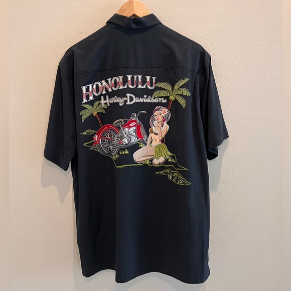 Harley Davidson Button Up - Picture 1 of 2